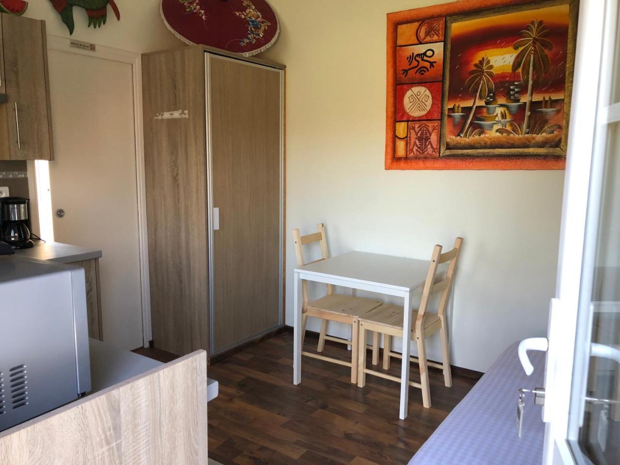 Les Cottages De Magny Экстерьер фото